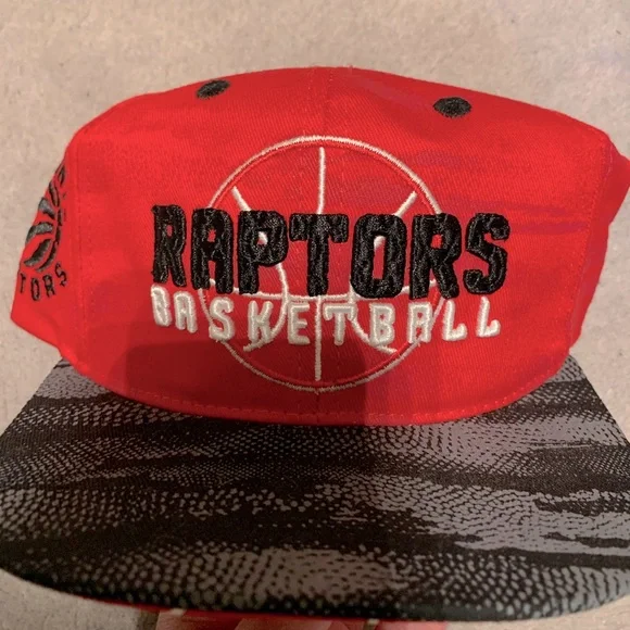 Kids Toronto Raptors hat - Picture 5 of 5